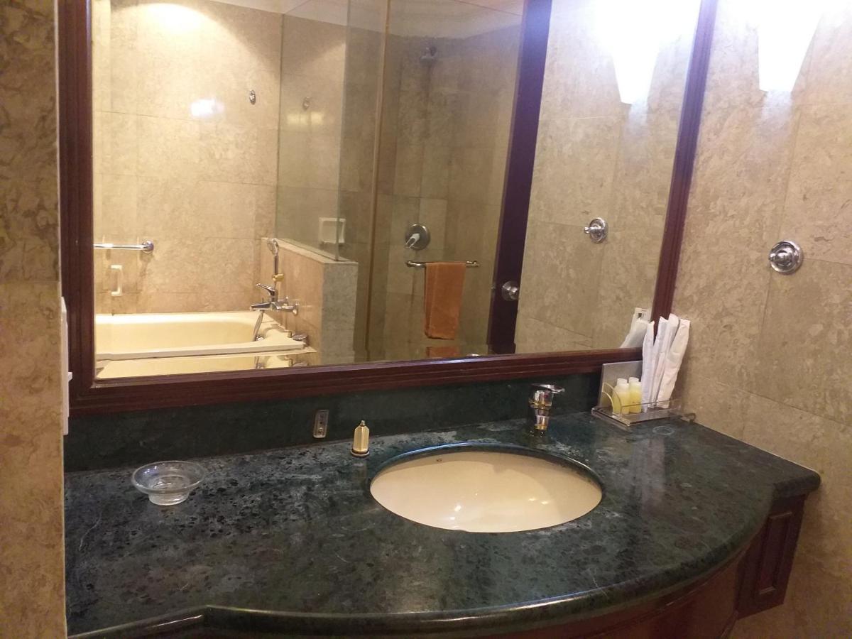 Sabah Suites At Times Square Kl Kuala Lumpur Buitenkant foto